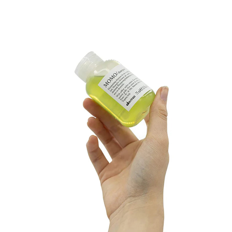 Davines MOMO Shampoo 75 ml – Moisture-Boosting Shampoo with Cartucciaru Melon